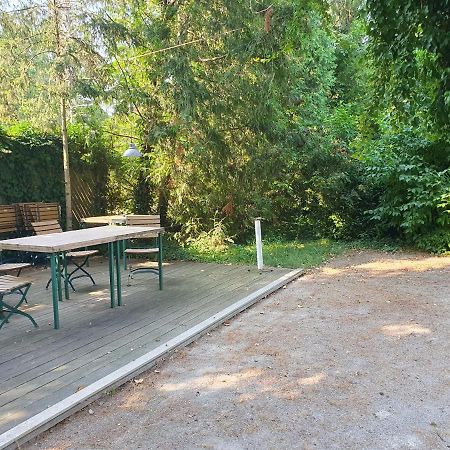 Charmantes Haus Mit Terrasse Und Grossem Garten Langenzersdorf Exterior photo